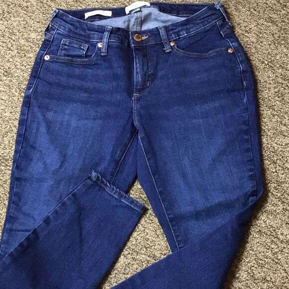 Universal Thread Women's Stretch Jeans Size 6/28S - Picture 12 of 13